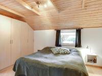 Postel nebo postele na pokoji v ubytování Holiday home Væggerløse LXXI