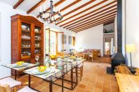 Część wypoczynkowa w obiekcie Preciosa Casa Ca Madò Maria con vistas a Bunyola