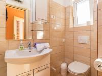 Kúpeľňa v ubytovaní Holiday Home Larisa by Interhome
