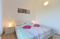Posteľ alebo postele v izbe v ubytovaní Apartments Jere 719