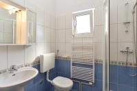 Kúpeľňa v ubytovaní Apartments Jere 719