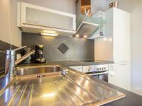 Kuchnia lub aneks kuchenny w obiekcie Apartment Lanner by Interhome