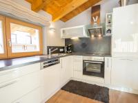 Kuchnia lub aneks kuchenny w obiekcie Apartment Lanner by Interhome