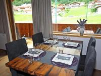 Restauracja lub miejsce do jedzenia w obiekcie Apartment Lanner by Interhome