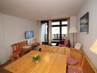 Televízia a/alebo spoločenská miestnosť v ubytovaní Apartment Spatzennest - Top 7 by Interhome
