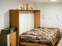 Postel nebo postele na pokoji v ubytování Holiday Home Dolníky u Trutnova by Interhome