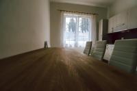 Chaty a Apartmány Hracholusky Kemp Kosatkaにあるシーティングエリア