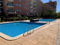 The swimming pool at or close to PLATANERA apart