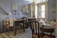 Restauracja lub miejsce do jedzenia w obiekcie La Corte del Governo 565