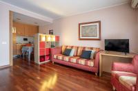 A kitchen or kitchenette at Appartamento Centrale vicino a Humanitas e Forum Assago