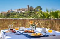 Jídlo v hotelu nebo okolí