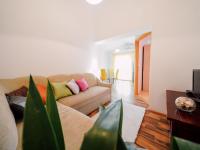 Posedenie v ubytovaní Lovely apartment with swimming pool