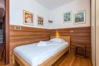Posteľ alebo postele v izbe v ubytovaní Peter Villa Spalldi Puntamika exclusive w. garage