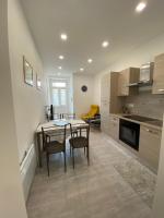 A kitchen or kitchenette at Torino Reale