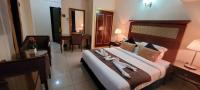 Ras Dika Hotelにあるベッド