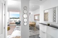 Kuchyňa alebo kuchynka v ubytovaní ELD2- Luxury 3 Bedroom Penthouse in Nueva Andalucia