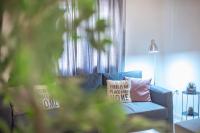 Posedenie v ubytovaní Erythros Boutique Suite By Cloudkeys