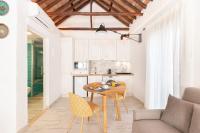 A seating area at CASA AZUL - Boutique Apartments by Casa del Patio