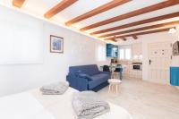 A kitchen or kitchenette at CASA AZUL - Boutique Apartments by Casa del Patio