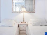 Posteľ alebo postele v izbe v ubytovaní Holiday Home Tejon by Interhome