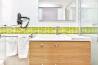 Kúpeľňa v ubytovaní Laramond Barcelona Rooms
