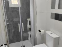 Kúpeľňa v ubytovaní Holidays2Malaga Velarde cerca Hospital Civil y Centro Malaga