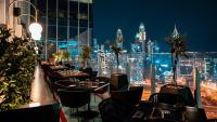 Nespecifikovaný výhled na destinaci Dubaj nebo výhled na město při pohledu z hotelu