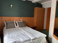 Posteľ alebo postele v izbe v ubytovaní Garbarska 22 Aparthotel