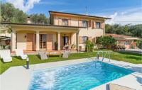 Basen w obiekcie Villa Lavandaia Toscana lub w pobliżu
