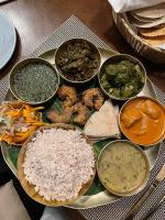 Jídlo v rezortu nebo okolí