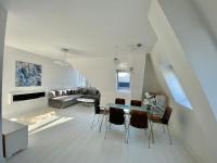 Posedenie v ubytovaní Penthouse 2 Bedroom Designer Apartment