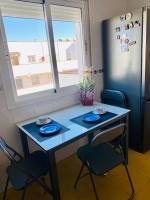 Plán poschodí v ubytovaní Encantador ático con chimenea y piscina en Almería