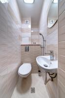 Koupelna v ubytování Daisy - 3 Room and kitchen apartment in Lazur