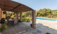 The swimming pool at or close to Butxaco