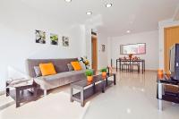 Posedenie v ubytovaní Charmsuites Paralel