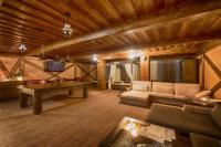 Posedenie v ubytovaní APLEND Wellness Hotel Borovica