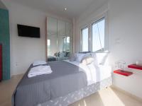 Posteľ alebo postele v izbe v ubytovaní Lux Sea Studio - Porto Rafti