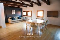 A seating area at Sole & Luna apartments