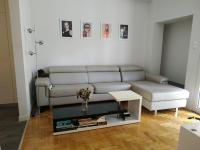 Posedenie v ubytovaní Fully renovated, family-friendly apartment, next to a huge green park, in Athens center