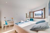 Posteľ alebo postele v izbe v ubytovaní Ideal Property Mallorca - Sa Canova d'Ariany