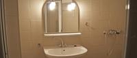 A bathroom at Neon Studios