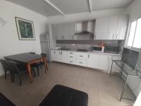 Kuchyň nebo kuchyňský kout v ubytování TENERIFE LITTLE VILLAGE 1D