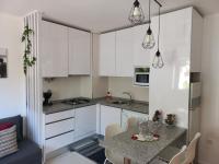 Kuchyň nebo kuchyňský kout v ubytování Apartamentos Bela Vista
