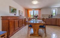 Kuchyňa alebo kuchynka v ubytovaní Apartment Melanie