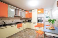 A kitchen or kitchenette at Villa Le Macine