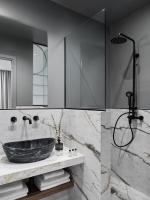Kúpeľňa v ubytovaní Athens City View Urban Suites
