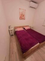 Postel nebo postele na pokoji v ubytování 2 bedroom apartment on the coast of the Adriatic! Watermelon Marina