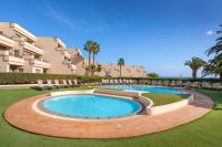 The swimming pool at or close to Barceló Lanzarote Royal Level