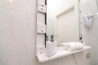 A bathroom at Casa Vacanza Black Magic Otranto