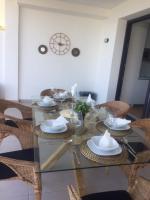 Posezení v ubytování COSTA DEL SOL MIJAS GOLF FIRST LINE-NEAR MARBELLA - STUNNING VIEWS - GROUND FLOOR PENTHOUSE APPARTEMENT - 3 BEDROOMS - BIG TERRAS AND GARDEN 2- 6 persons ONE PRICE! - COMPLETELY FURNISHED AND EQUIPT FOR AN UNFORGETABLE HOLIDAY AND GOLF MATCHES PLEASURES